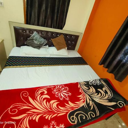 Hotel Shri Ram Bhavan Ayodhya Esterno foto