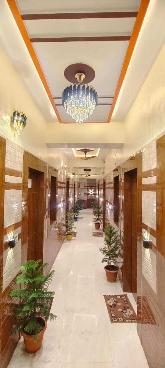 Hotel Shri Ram Bhavan Ayodhya Esterno foto